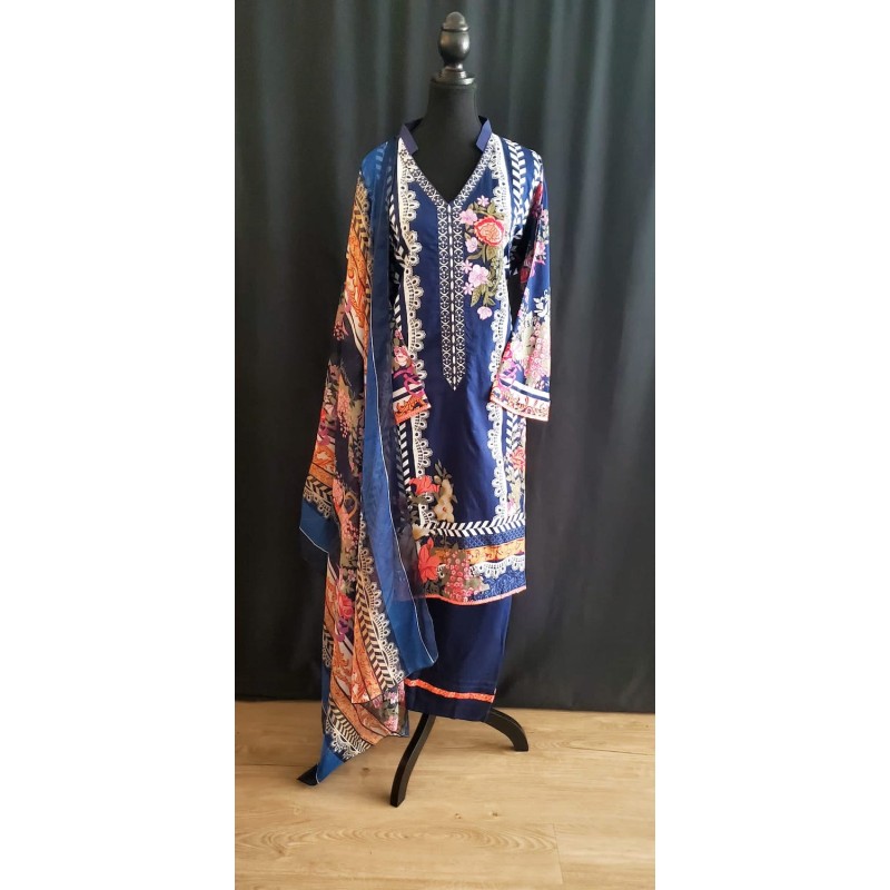 3pcs Salwar Kameez SIZE 56 (BC109A) 3pcs Salwar Kameez SIZE 56 (BC109A)