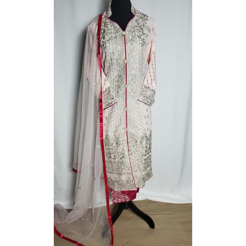 3pcs Salwar Kameez SIZE 44 (BC124A) 3pcs Salwar Kameez SIZE 44 (BC124A)