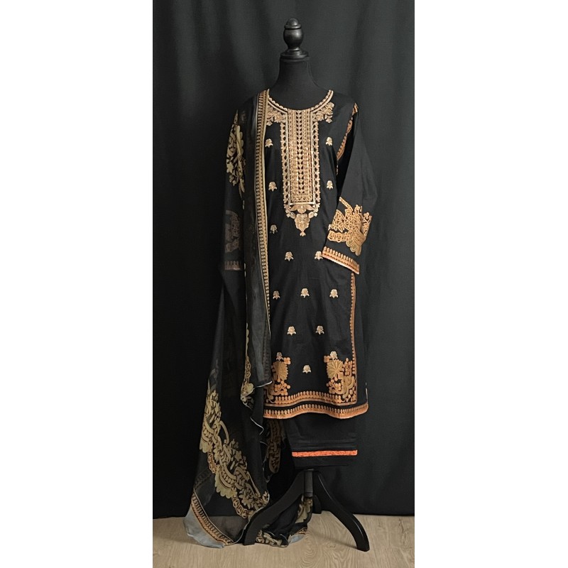 3pcs Salwar Kameez SIZE 52 (BC210A) 3pcs Salwar Kameez SIZE 52 (BC210A)